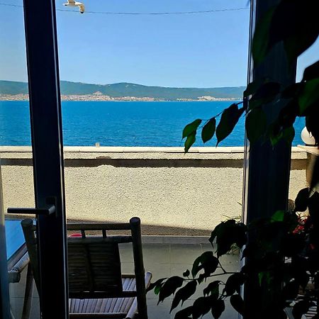 Хоризонт Apartment Nesebar Bagian luar foto